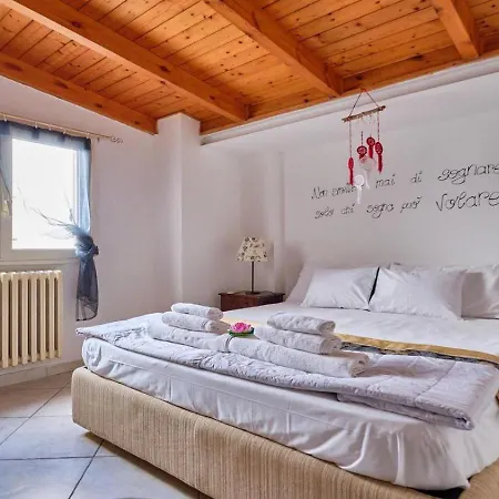A Casa Di Barbara شقة غالاتينا